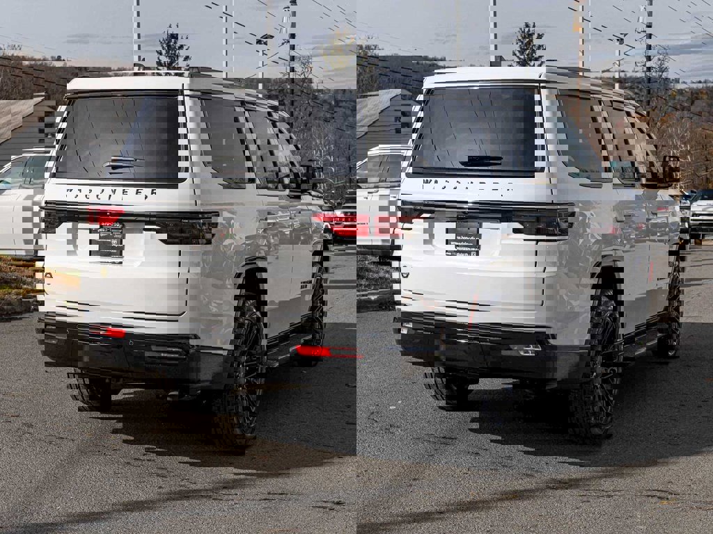 New 2025 Jeep Wagoneer Series II image 4