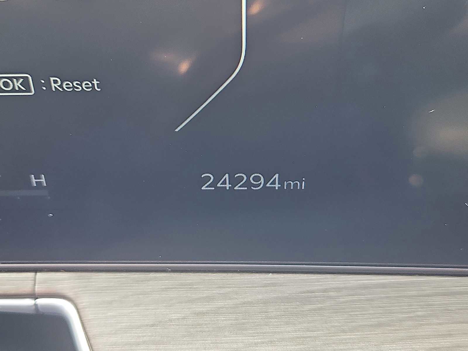 Used 2024 Kia Sorento SX Prestige w/ Sage Leather Package image 13