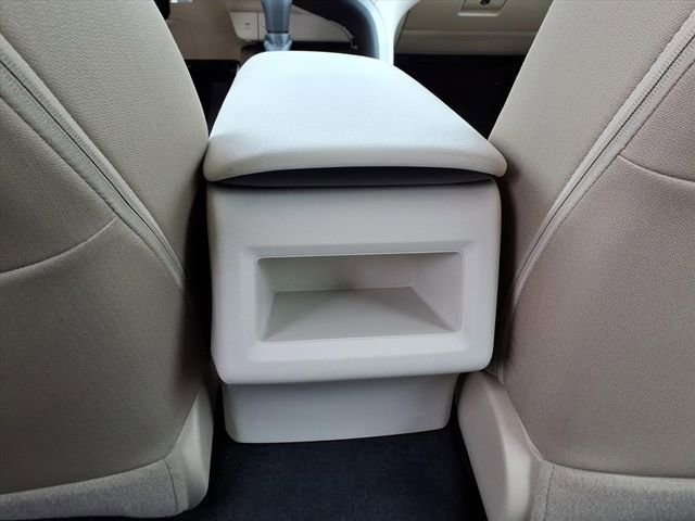 Used 2019 Toyota Camry LE image 14