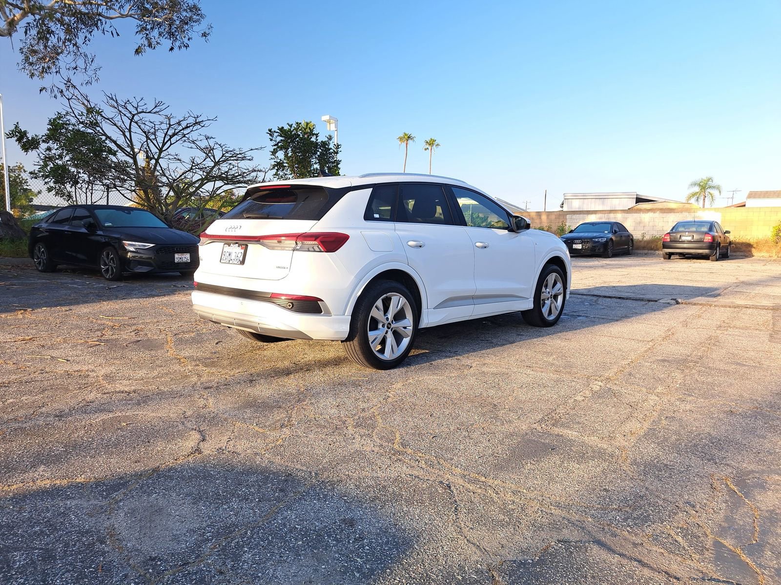 Certified 2023 Audi Q4 e-tron Premium w/ Convenience Package image 3