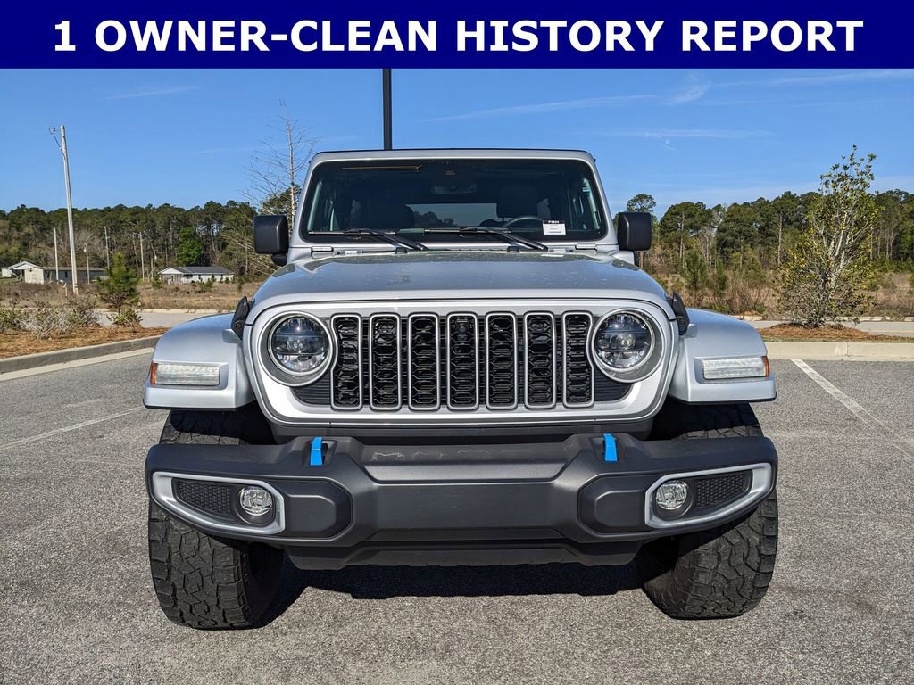 Used 2024 Jeep Wrangler Unlimited Sahara w/ Technology Group image 11