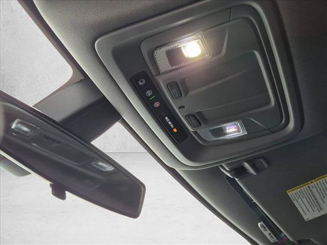 Certified 2022 Chevrolet Silverado 1500 RST AWD/4WD image 21