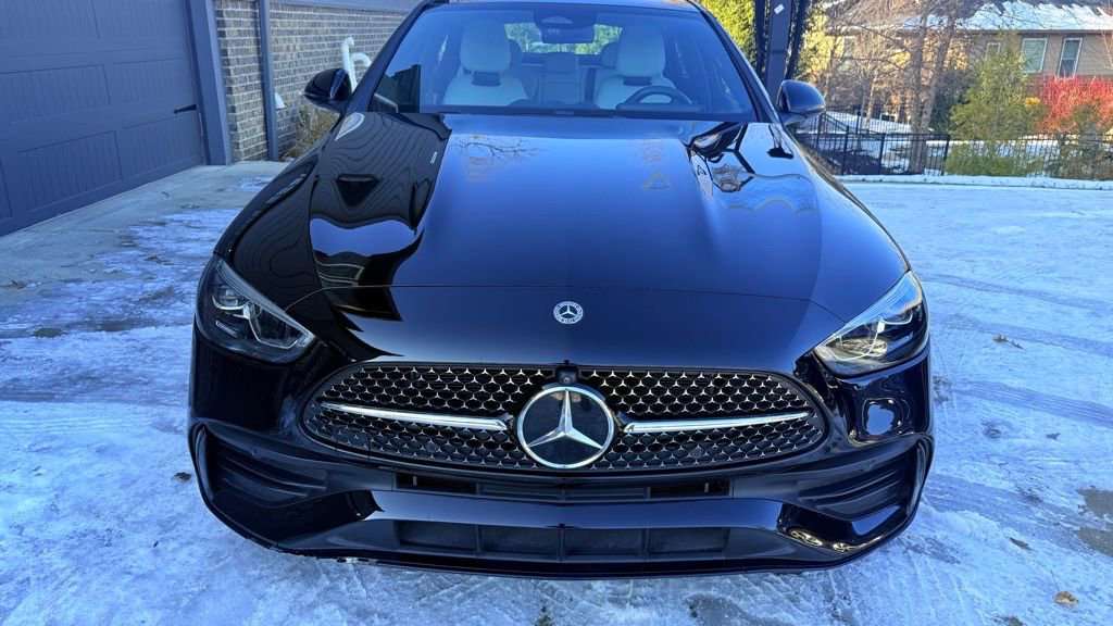 Used 2023 Mercedes-Benz C 300 4MATIC Sedan image 2