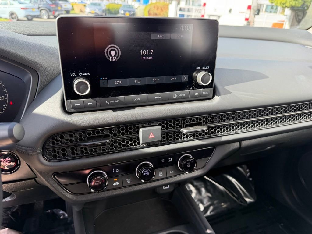 Used 2024 Honda HR-V LX image 22