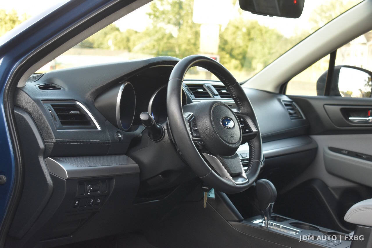 Used 2019 Subaru Outback 2.5i Premium AWD/4WD image 18