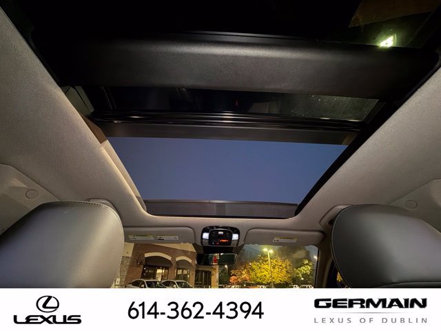 Used 2021 Hyundai Santa Fe Limited AWD/4WD image 17
