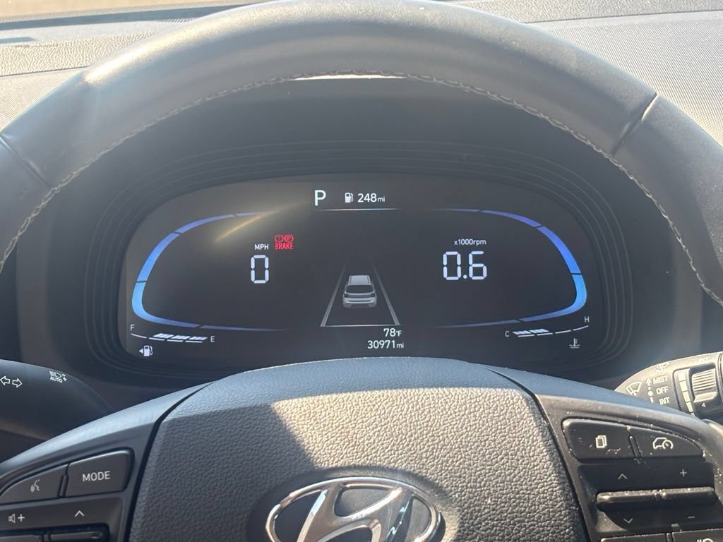 Used 2025 Hyundai Venue SEL FWD image 26