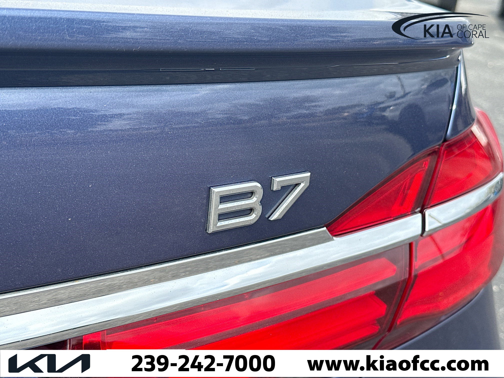 Used 2018 BMW ALPINA B7 xDrive AWD/4WD image 10