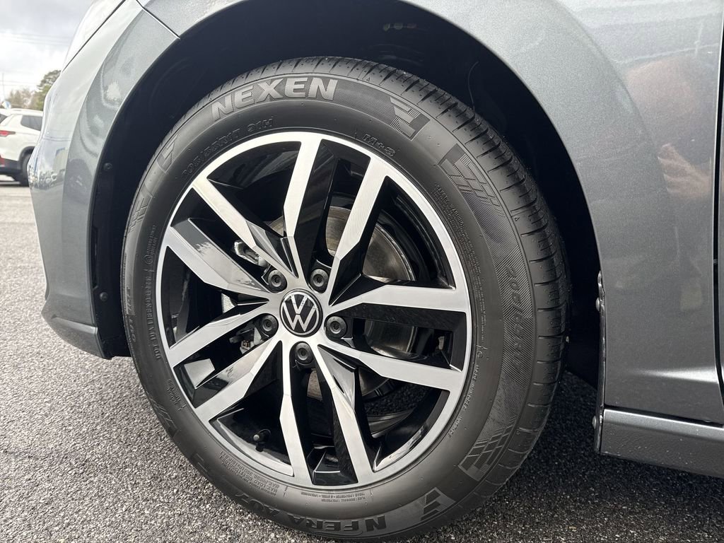 New 2026 Volkswagen Jetta SE FWD image 8