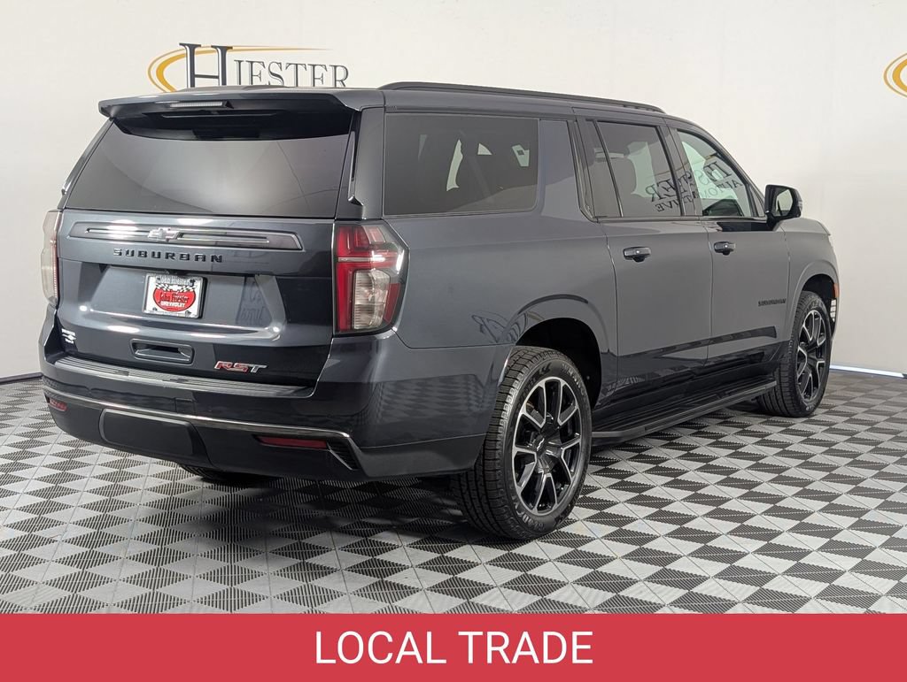 Certified 2022 Chevrolet Suburban RST w/ Luxury Package AWD/4WD image 7