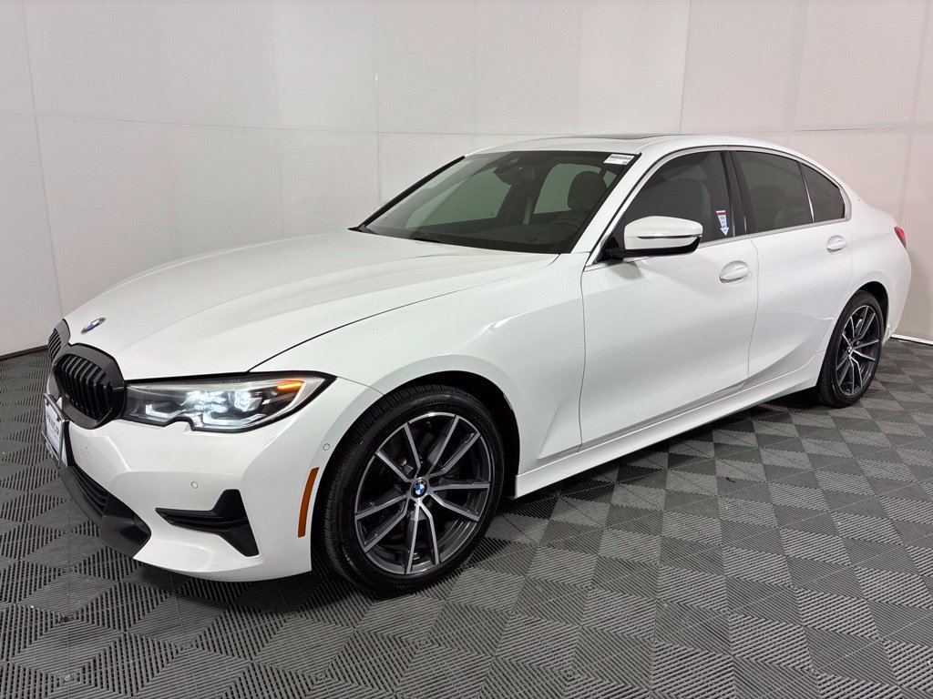 Used 2021 BMW 330i Sedan w/ Convenience Package RWD image 2