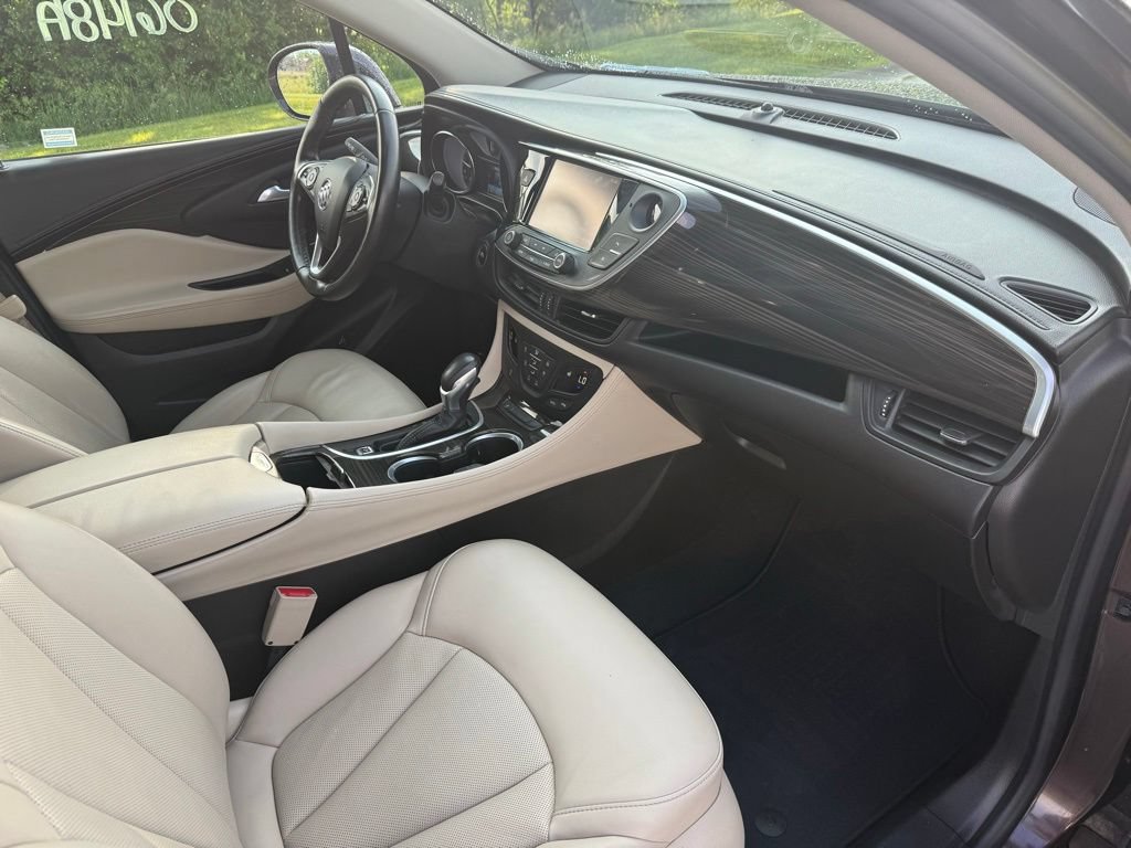 Used 2020 Buick Envision Essence FWD image 25