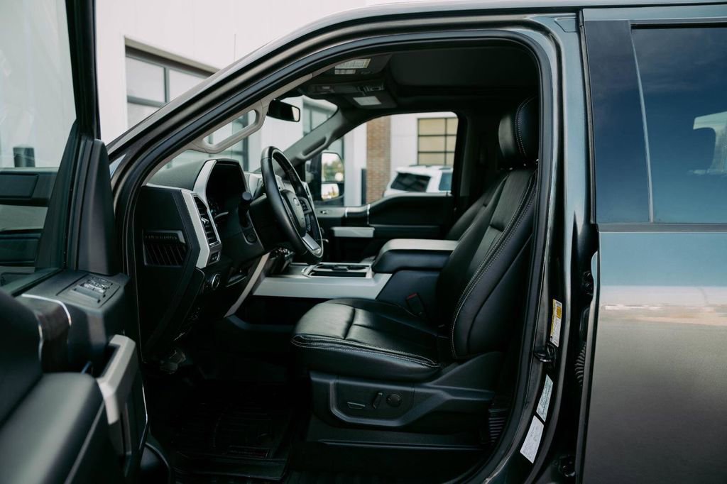 Used 2020 Ford F250 Lariat image 16