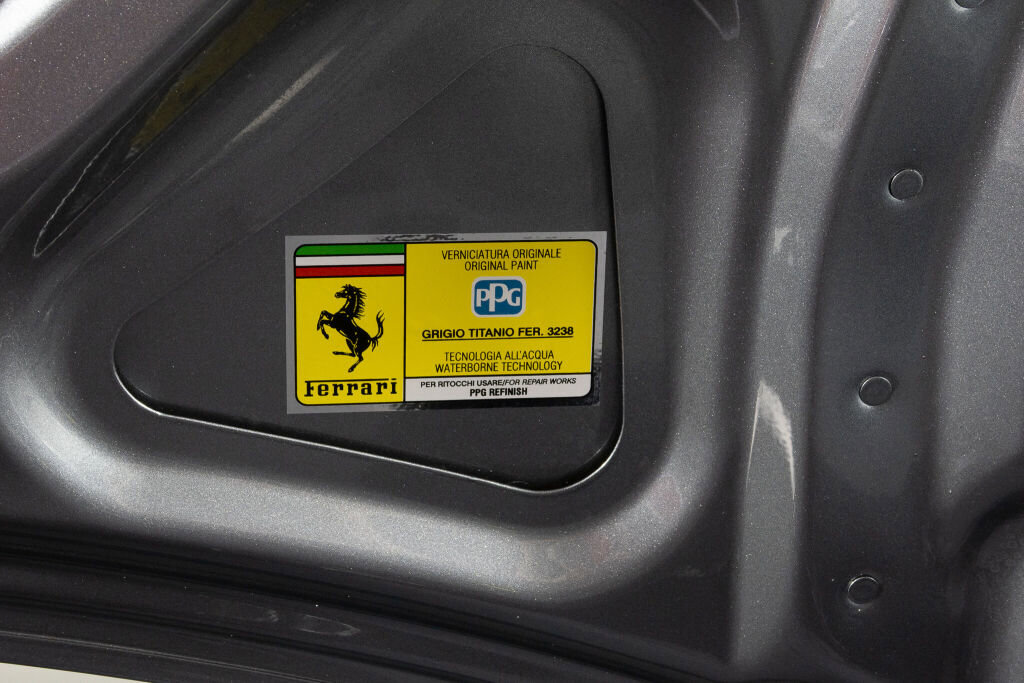 Used 2025 Ferrari Roma Spider image 25