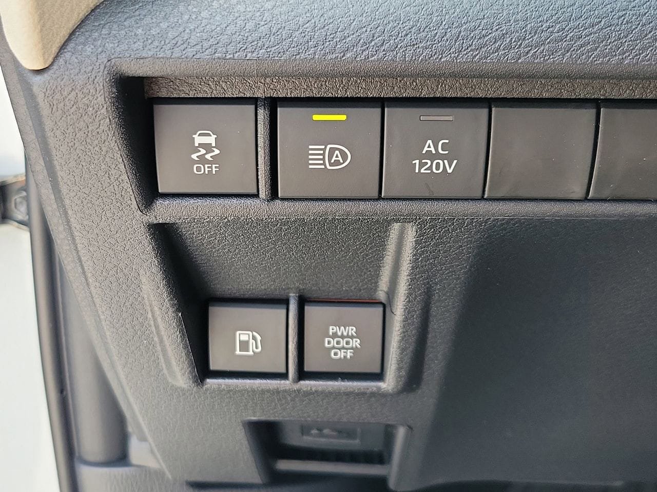 New 2026 Toyota Sienna Limited image 34