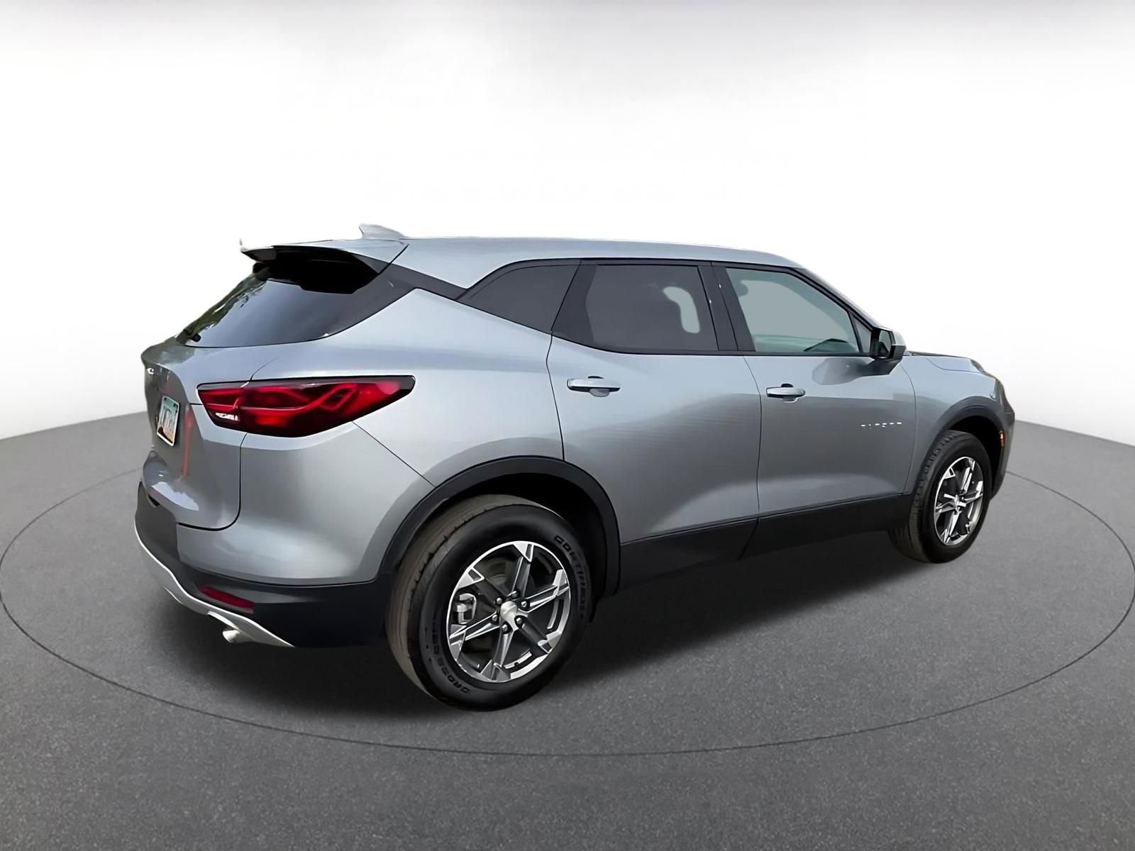 Used 2025 Chevrolet Blazer LT image 15