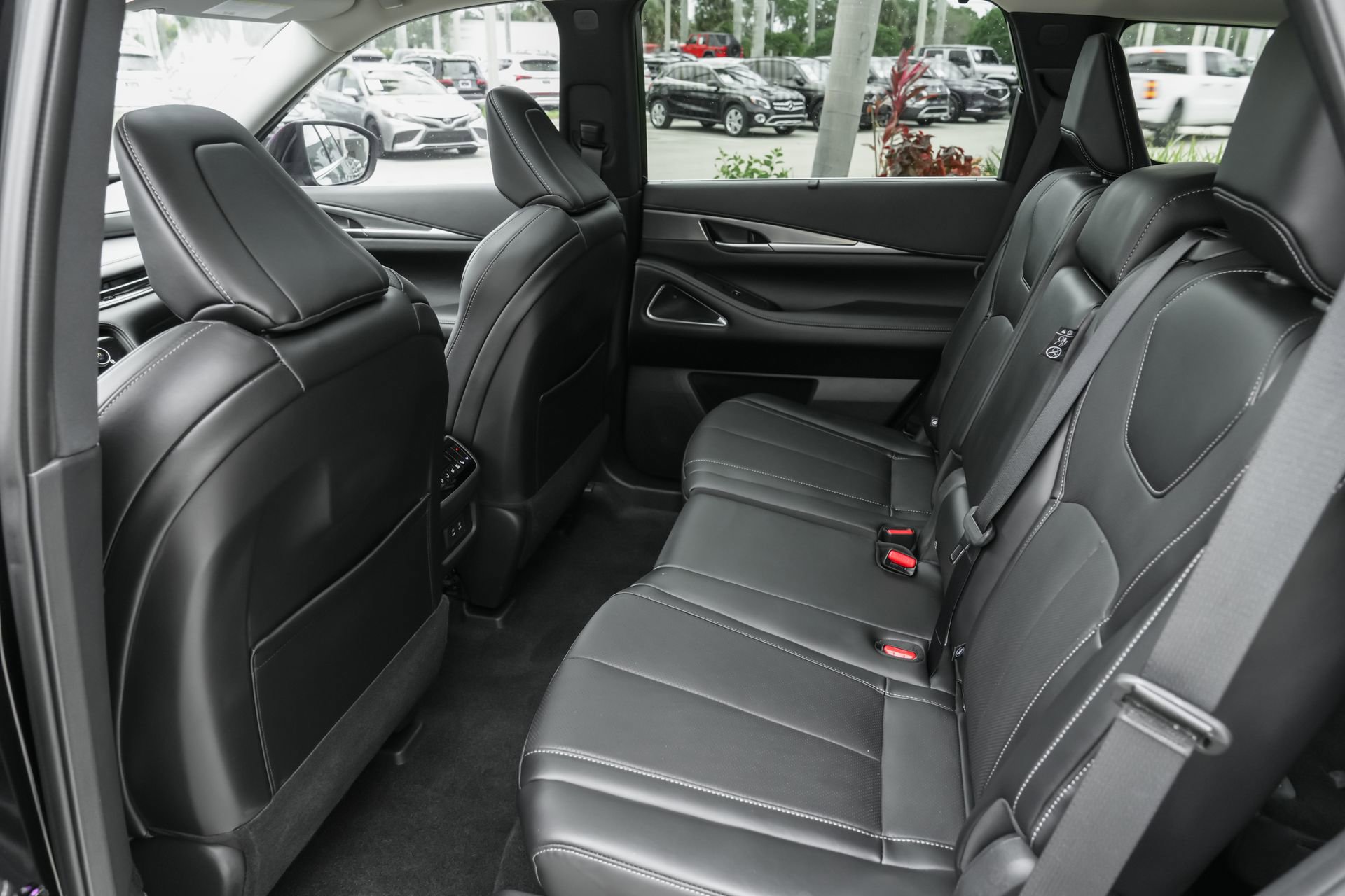 Used 2026 INFINITI QX60 Luxe w/ Cargo Package image 31