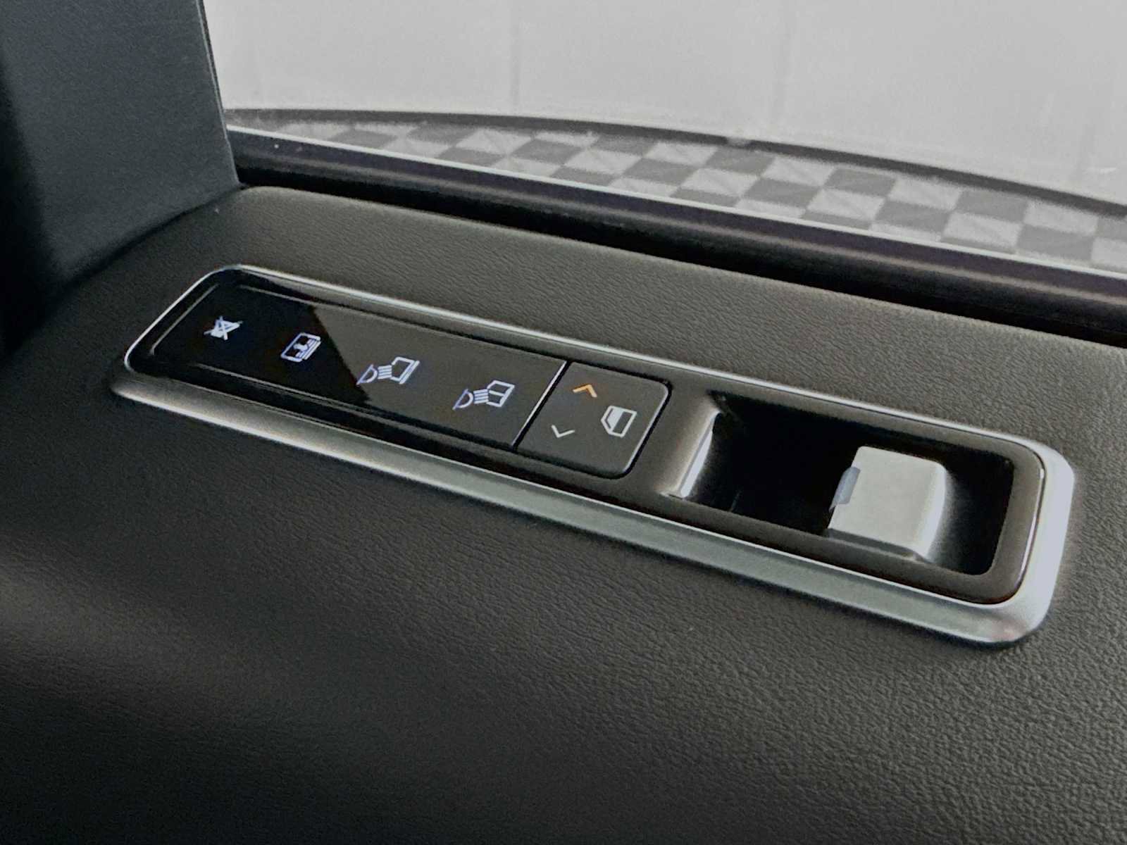 Used 2022 Land Rover Range Rover P525 Westminster Edition image 26