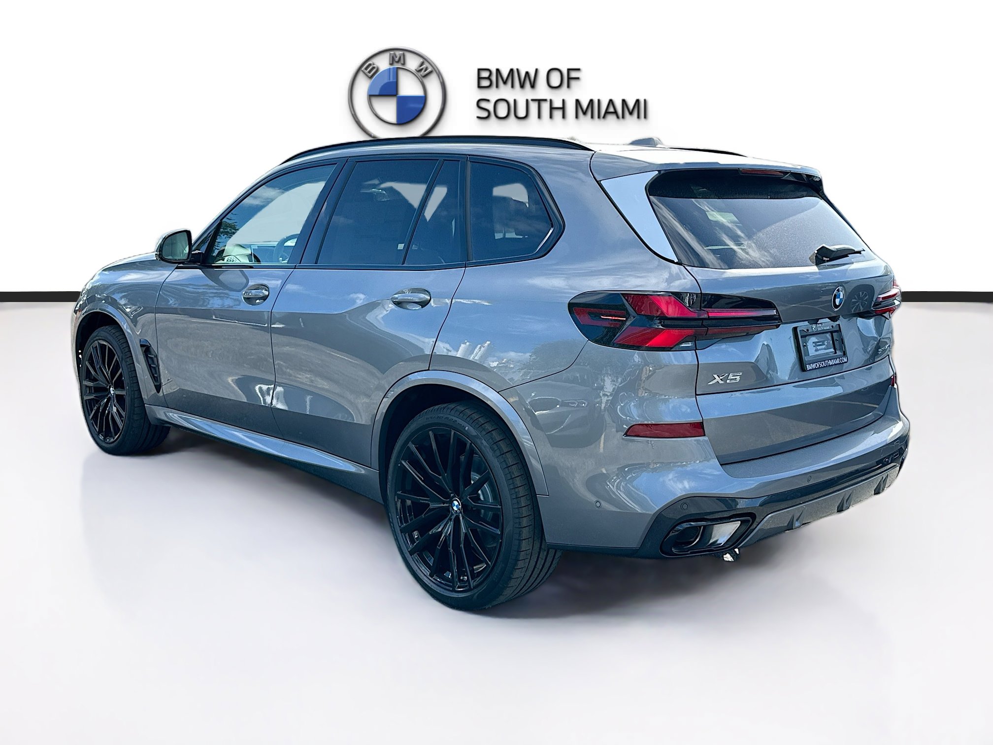 New 2026 BMW X5 sDrive40i w/ M Sport Package image 4