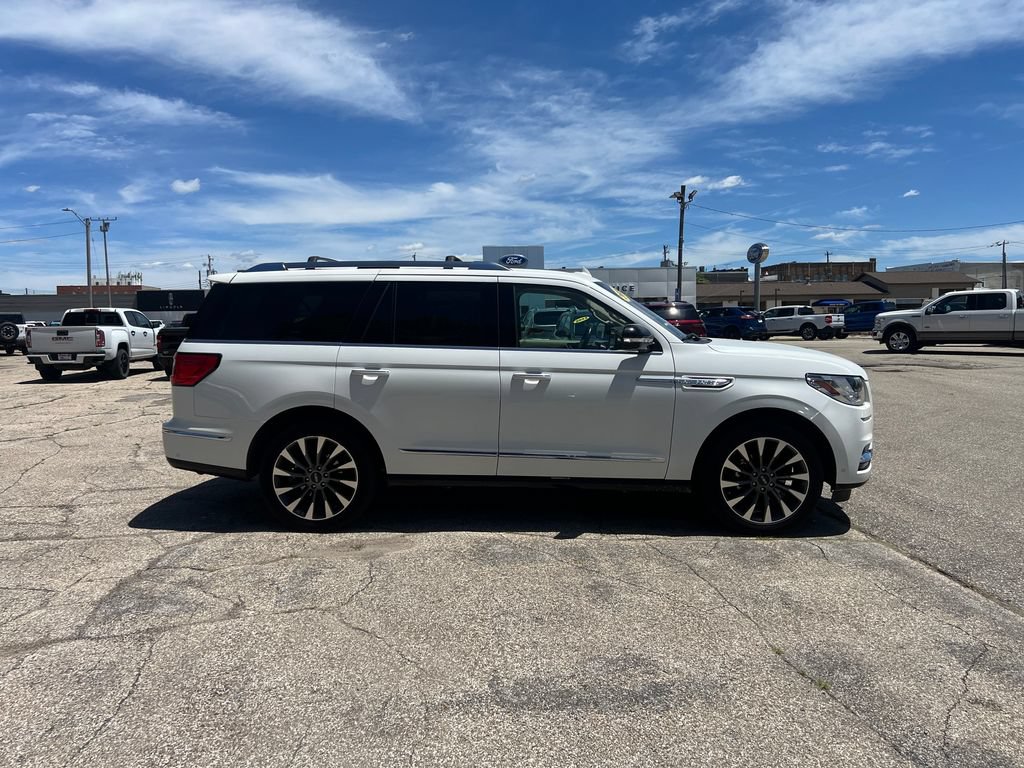 Used 2020 Lincoln Navigator Reserve w/ Luxury Package AWD/4WD image 5