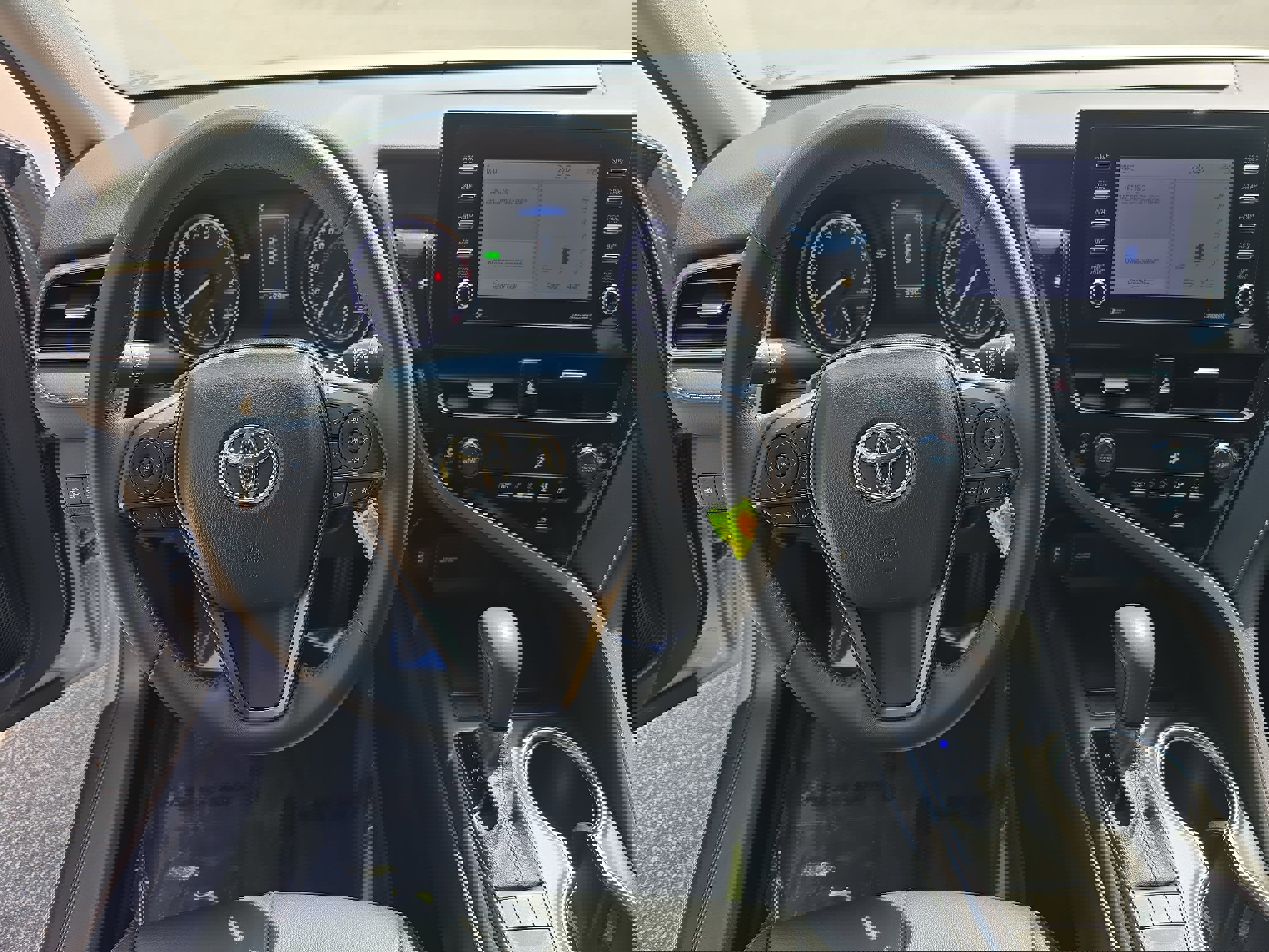 Used 2024 Toyota Camry SE image 15