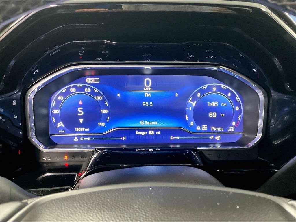 Used 2024 Chevrolet Silverado 1500 LT AWD/4WD image 24