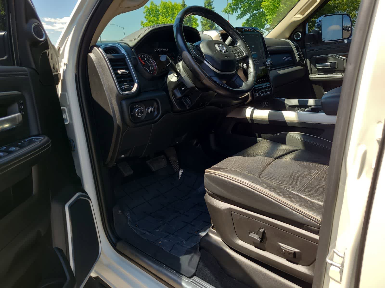 Used 2019 RAM 3500 Laramie AWD/4WD image 10