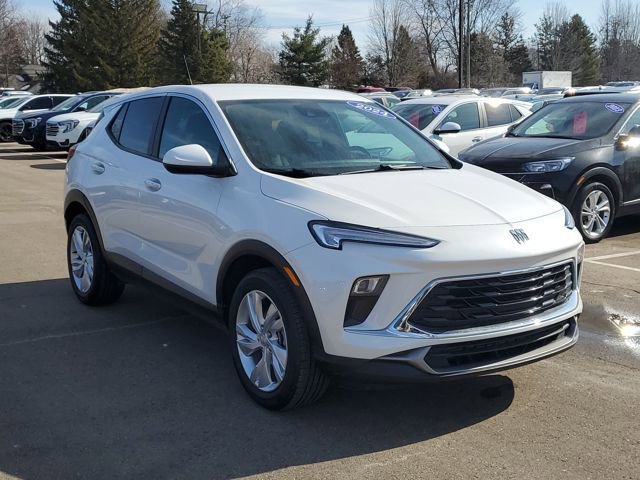 Used 2024 Buick Encore GX Preferred image 2