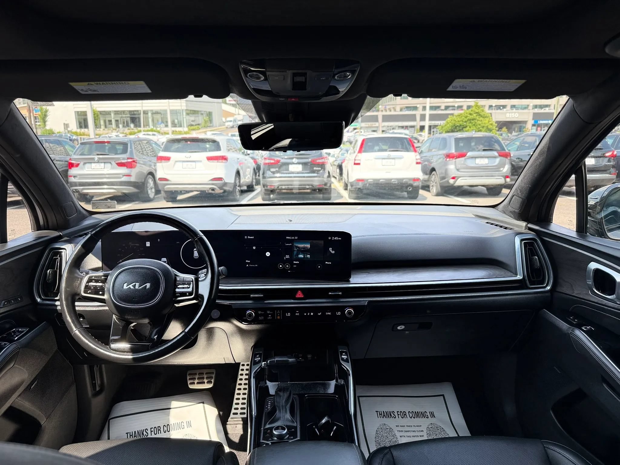 Used 2025 Kia Sorento SX AWD/4WD image 10