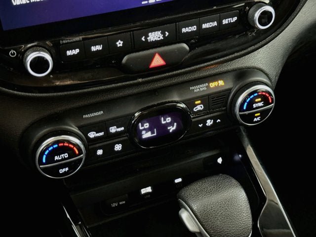 Certified 2024 Kia Soul S FWD image 16