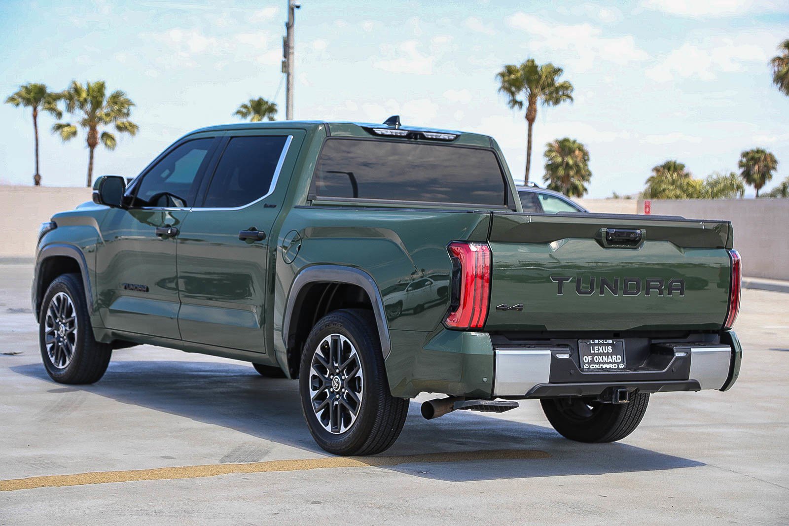 Used 2023 Toyota Tundra Limited AWD/4WD image 5