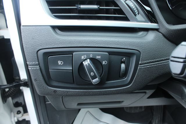 Used 2022 BMW X2 xDrive28i w/ Convenience Package AWD/4WD image 15