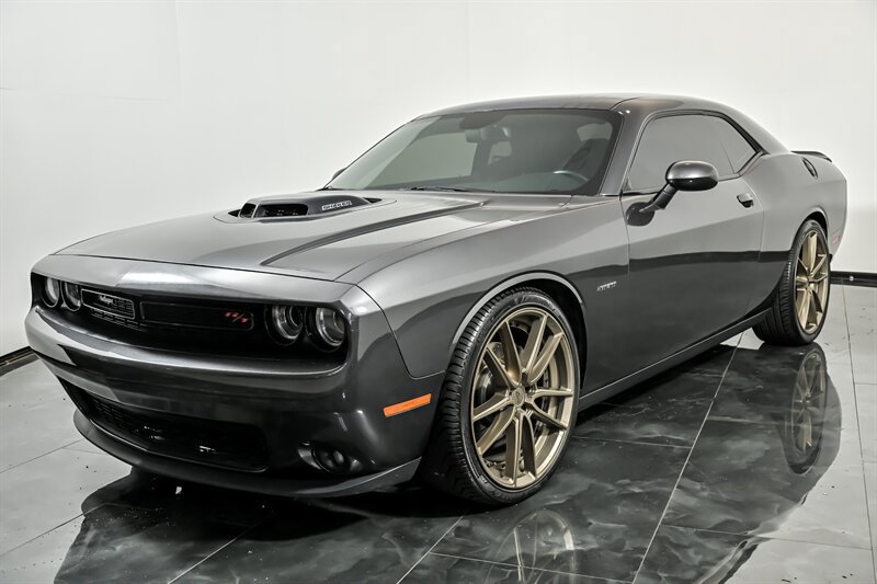 Used 2016 Dodge Challenger R/T Plus RWD image 5