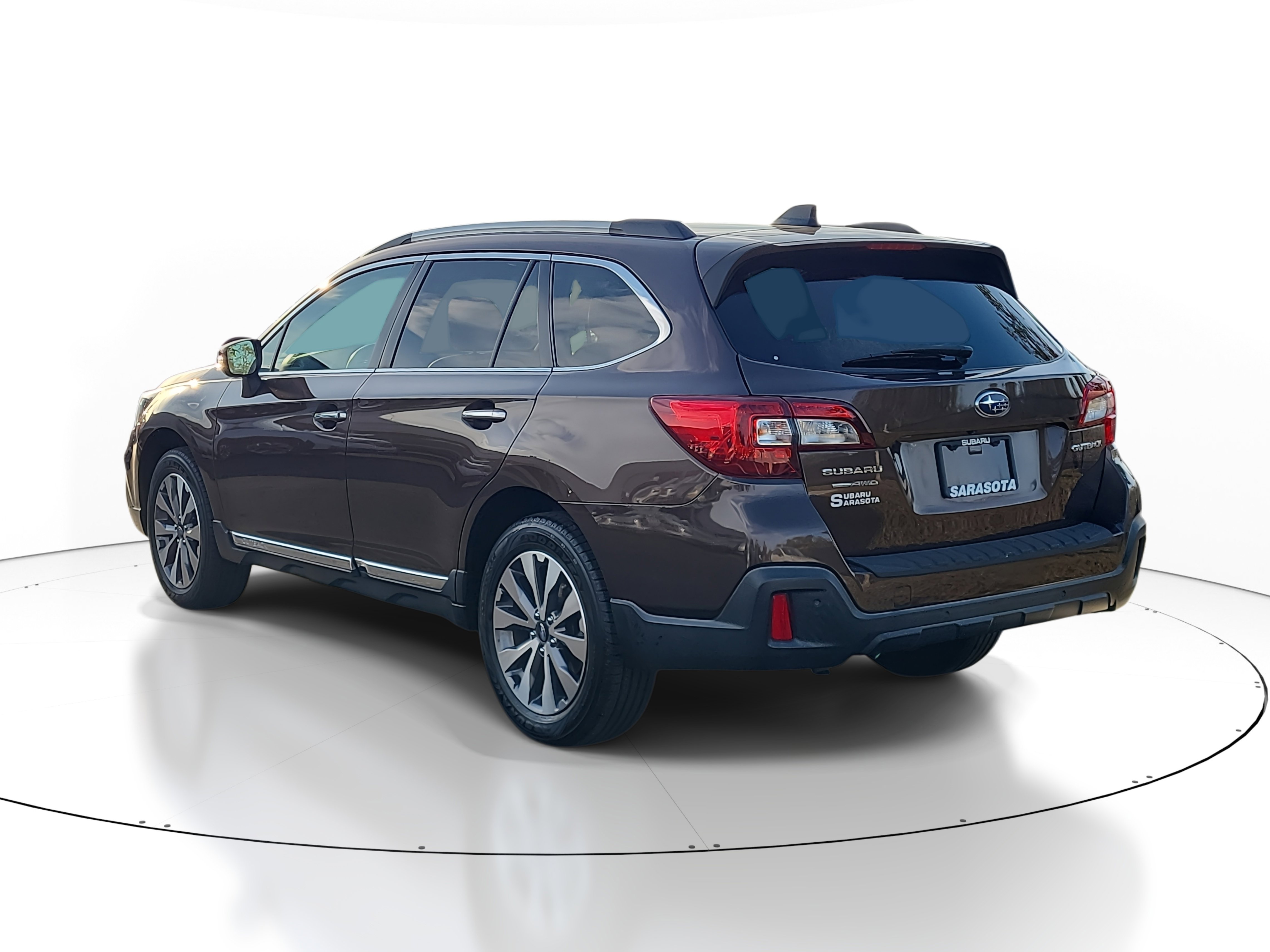 Used 2019 Subaru Outback 2.5i Touring image 4