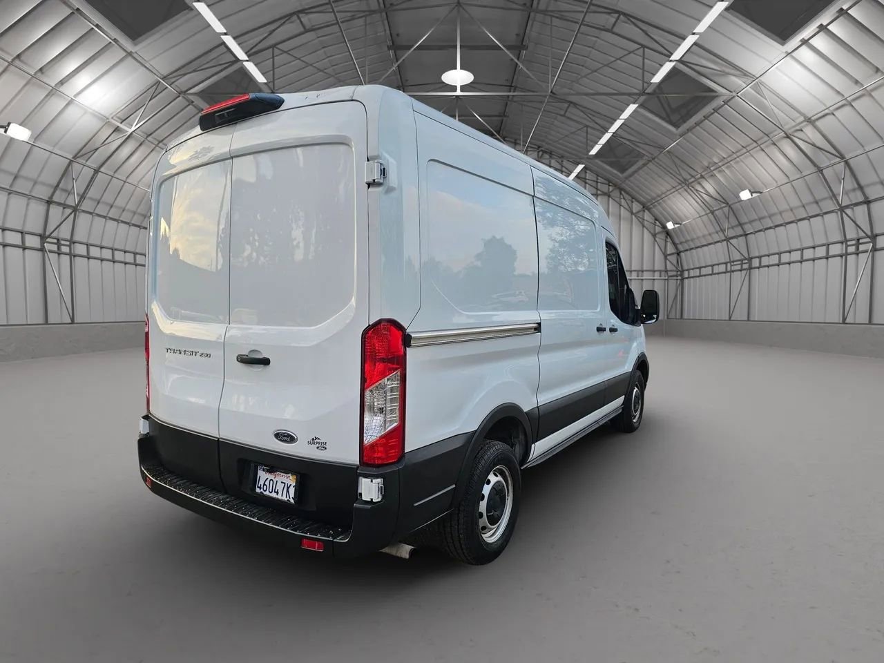 Used 2020 Ford Transit 250 Medium Roof image 5