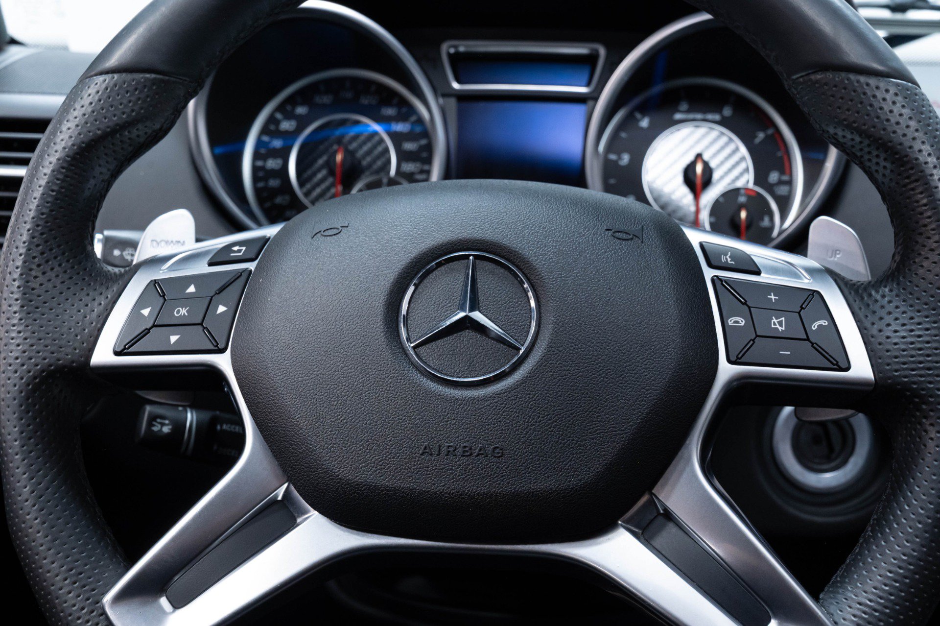 Used 2017 Mercedes-Benz G 63 AMG 4MATIC image 31