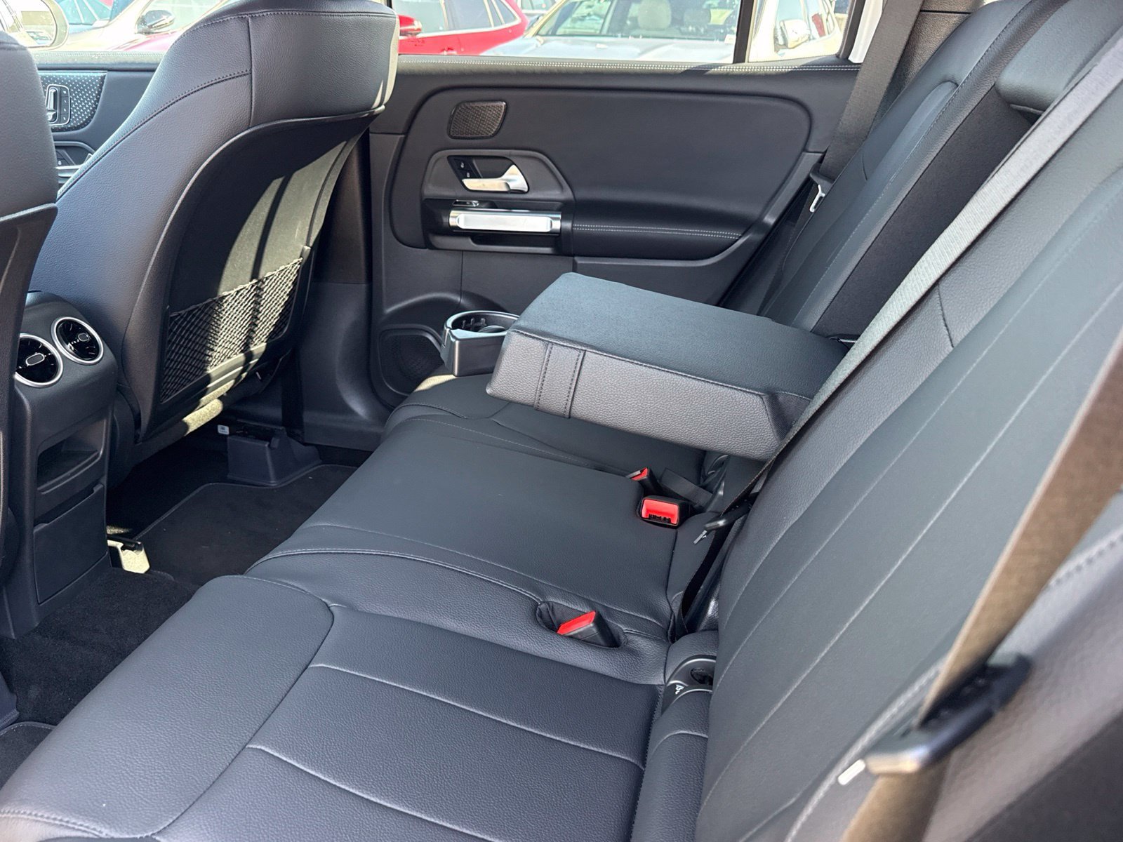 New 2026 Mercedes-Benz GLB 250 4MATIC image 28