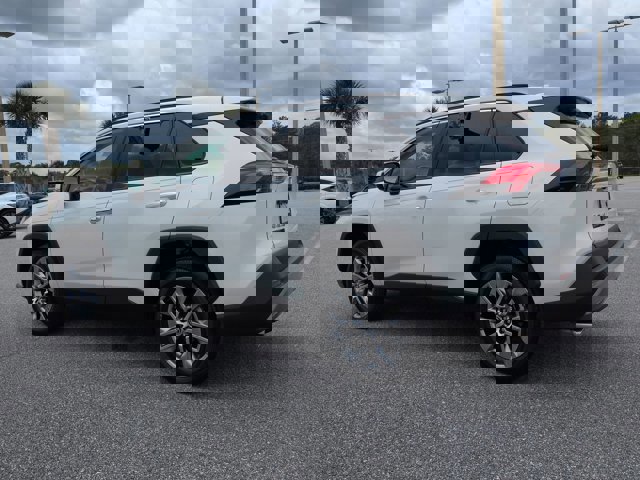 Used 2022 Toyota RAV4 Limited w/ Limited Grade Weather Package image 7