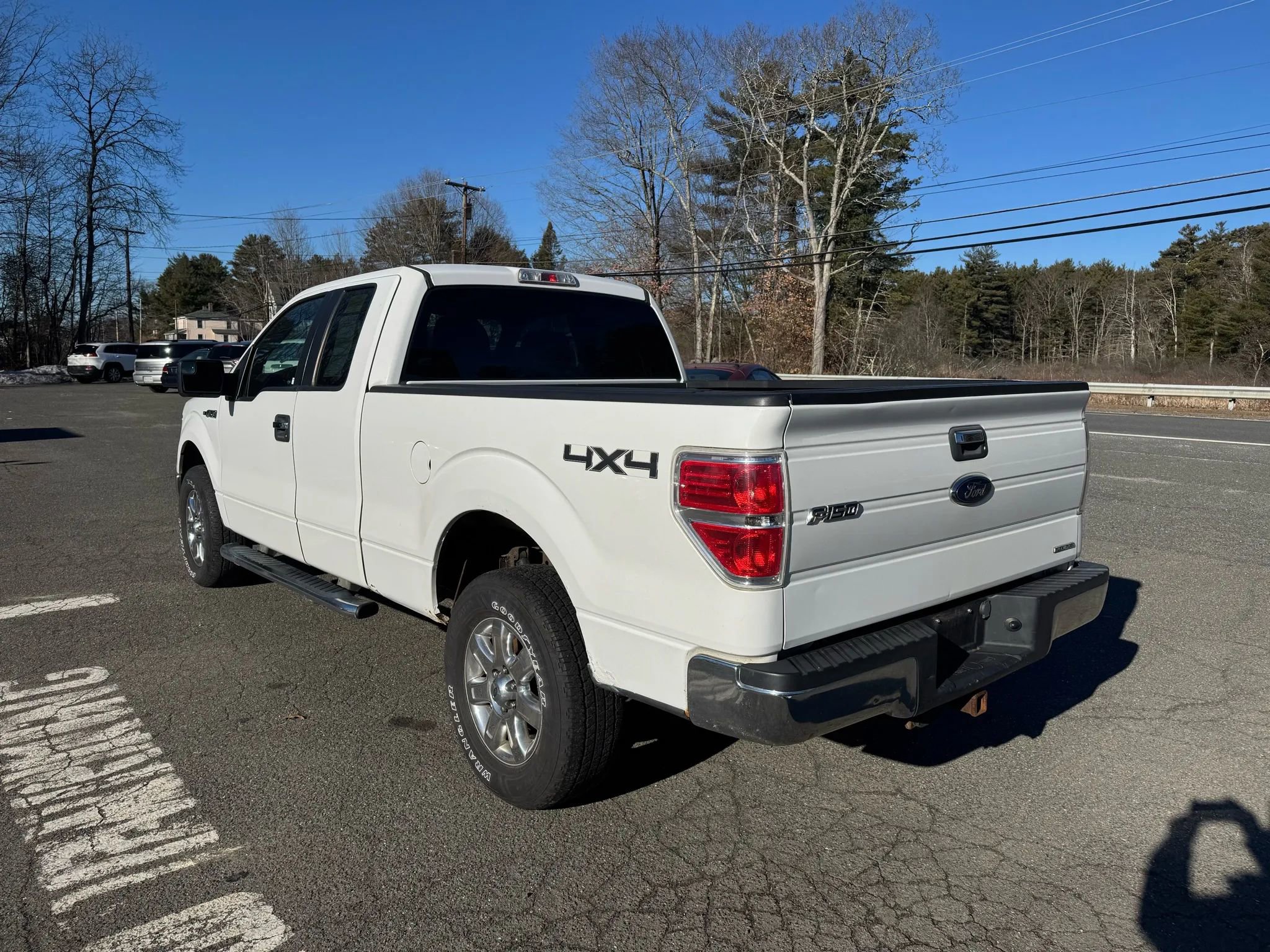 Used 2014 Ford F150 XLT w/ XLT Chrome Package AWD/4WD image 5