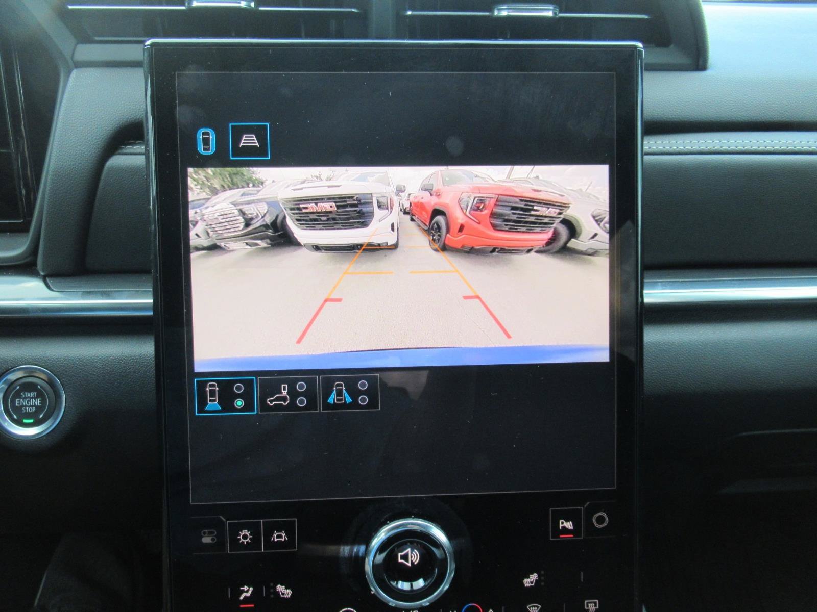 Used 2026 GMC Terrain Elevation w/ Black Edition FWD image 27