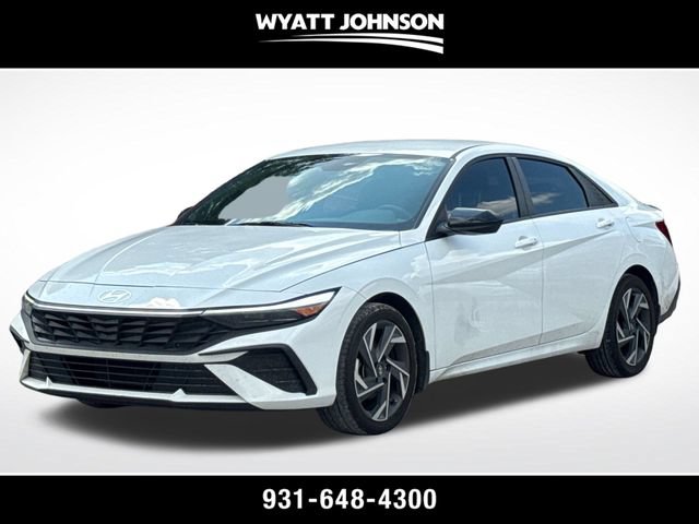 Used 2025 Hyundai Elantra Sport FWD image 1