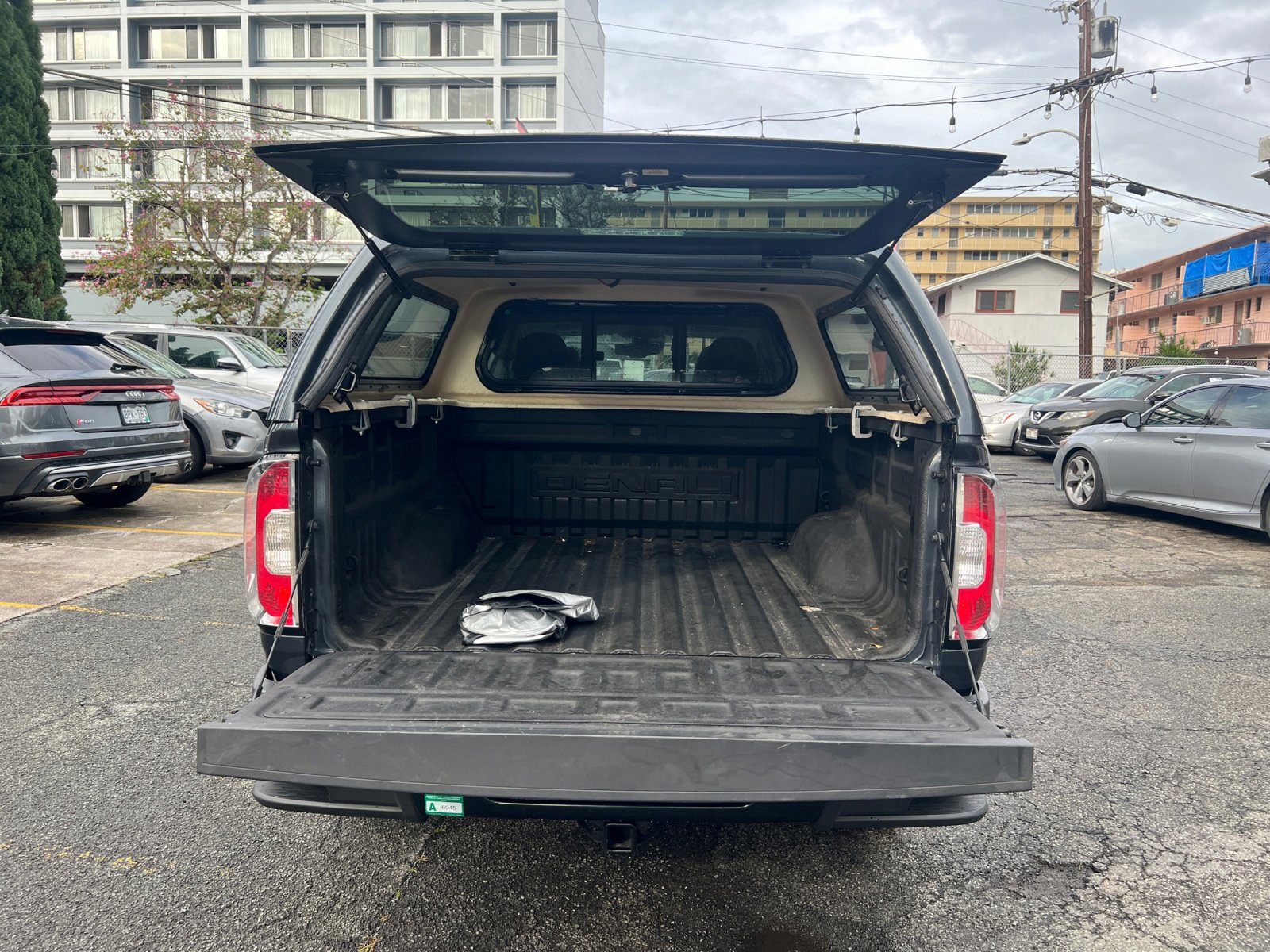 Used 2021 GMC Canyon Denali image 27