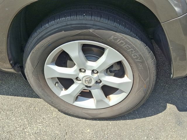 Used 2011 Toyota RAV4 Limited w/ Limited Extra Value Pkg AWD/4WD image 7
