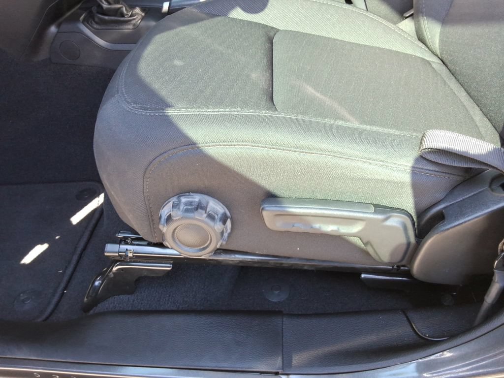 Used 2022 Jeep Gladiator Sport AWD/4WD image 24