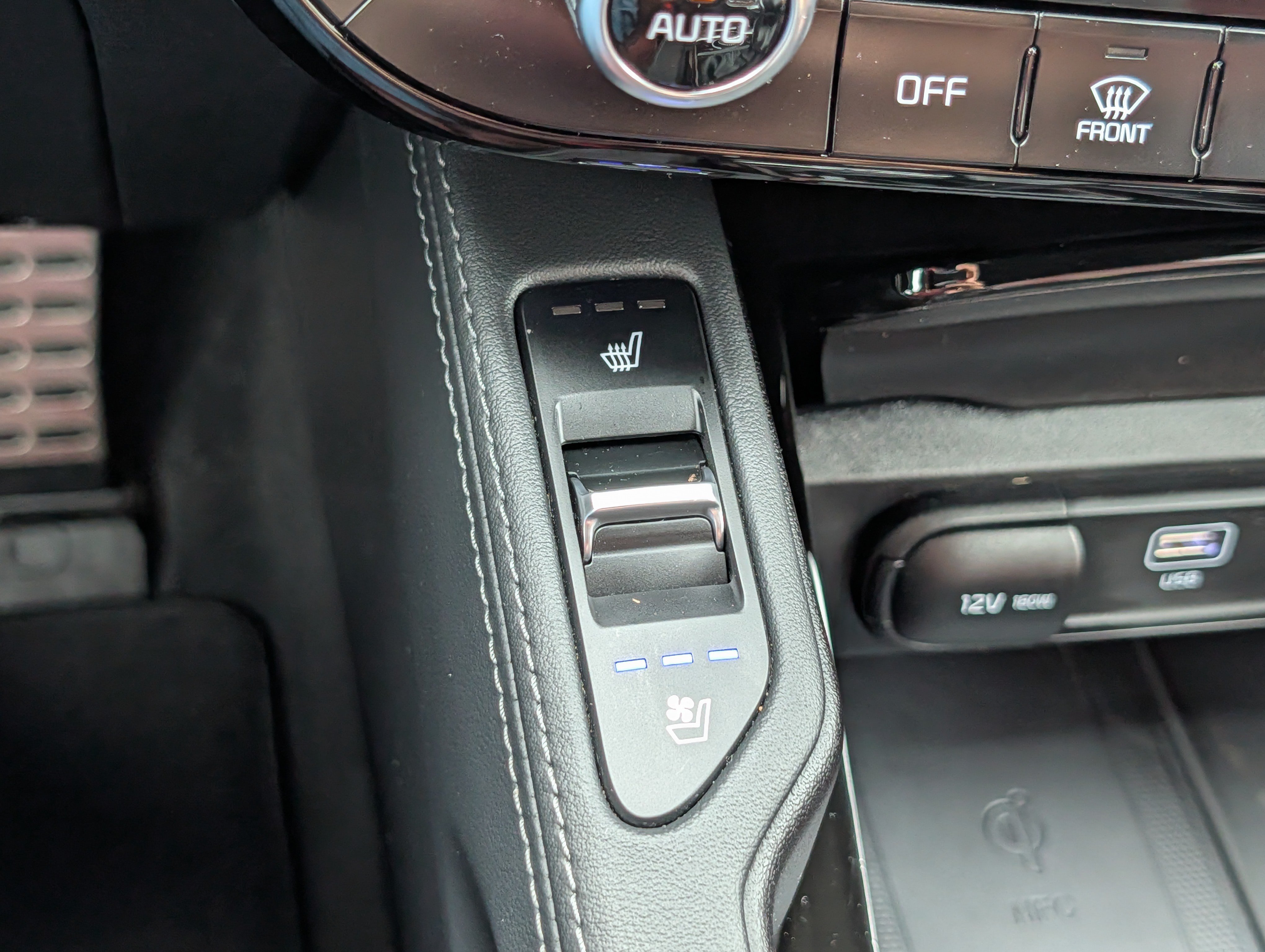 Certified 2024 Kia Telluride SX Prestige AWD/4WD image 28