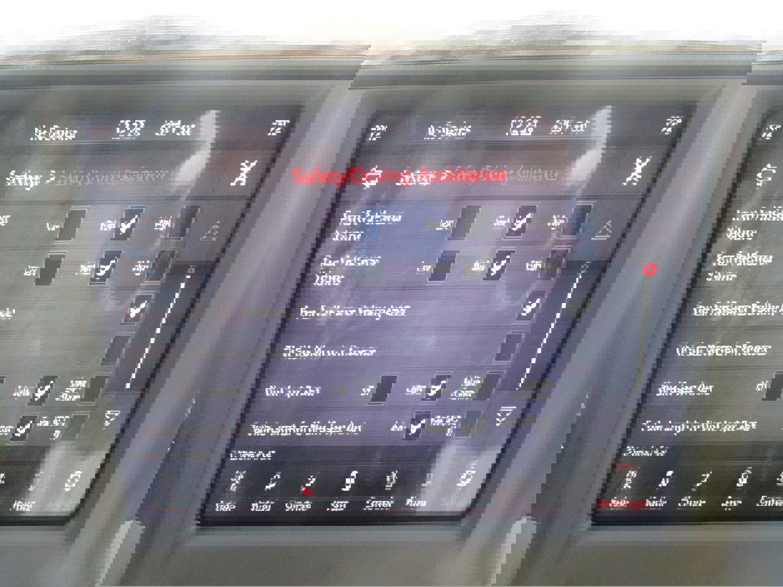 Used 2019 RAM 1500 Laramie image 32