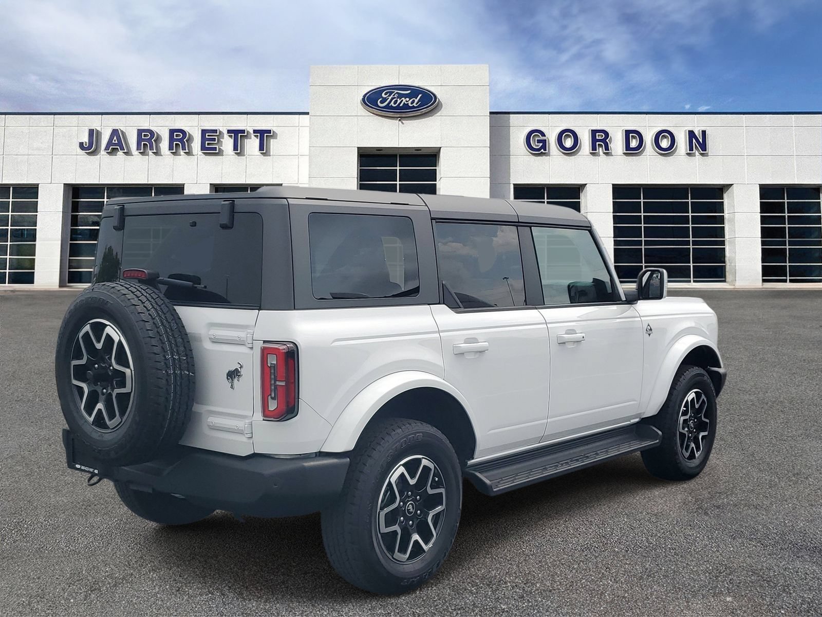 Certified 2025 Ford Bronco Outer Banks AWD/4WD image 4
