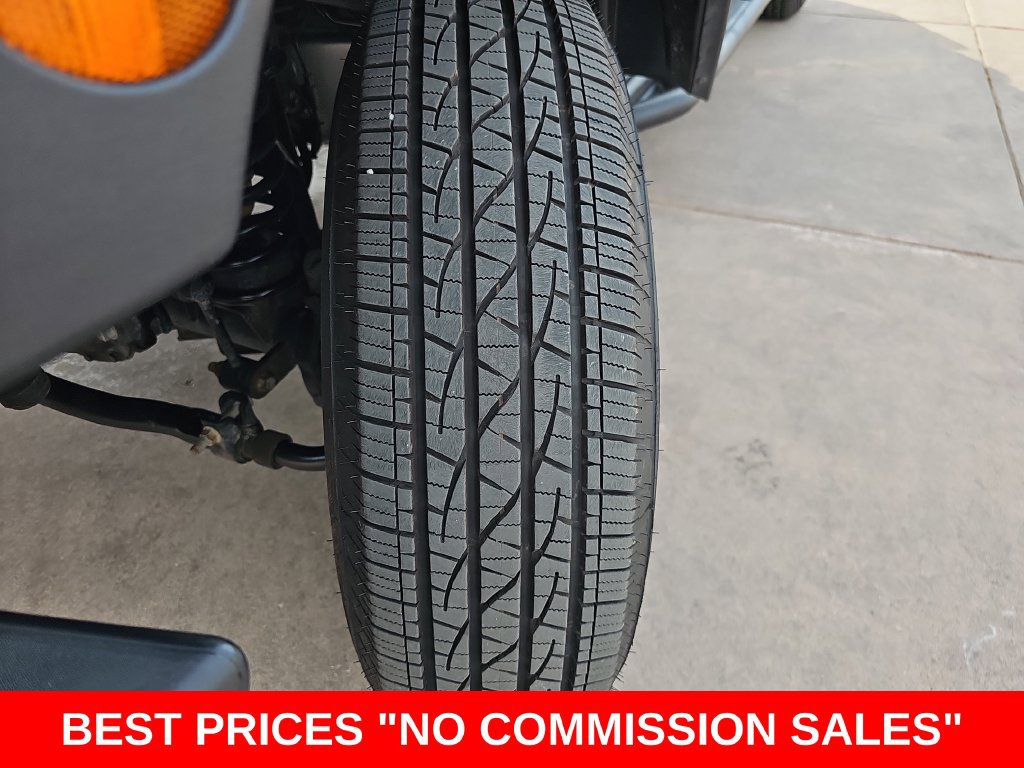 Used 2016 Jeep Wrangler Unlimited Sport w/ Connectivity Group AWD/4WD image 34