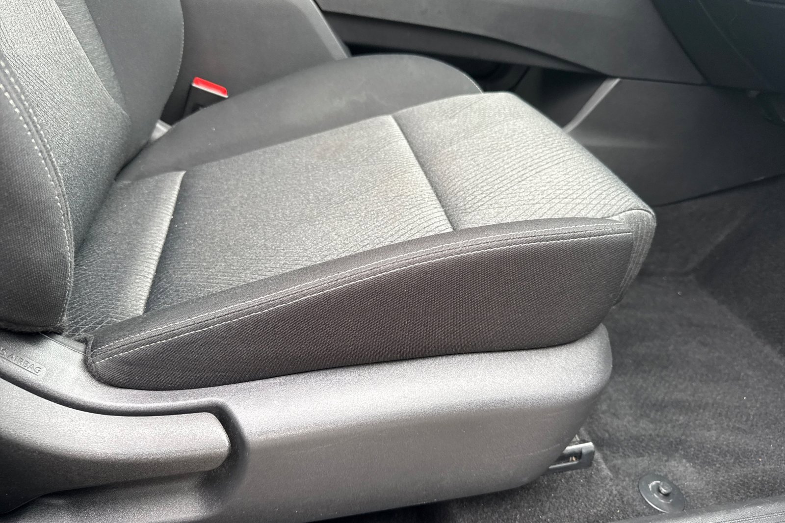 Used 2024 Nissan Rogue SV image 23