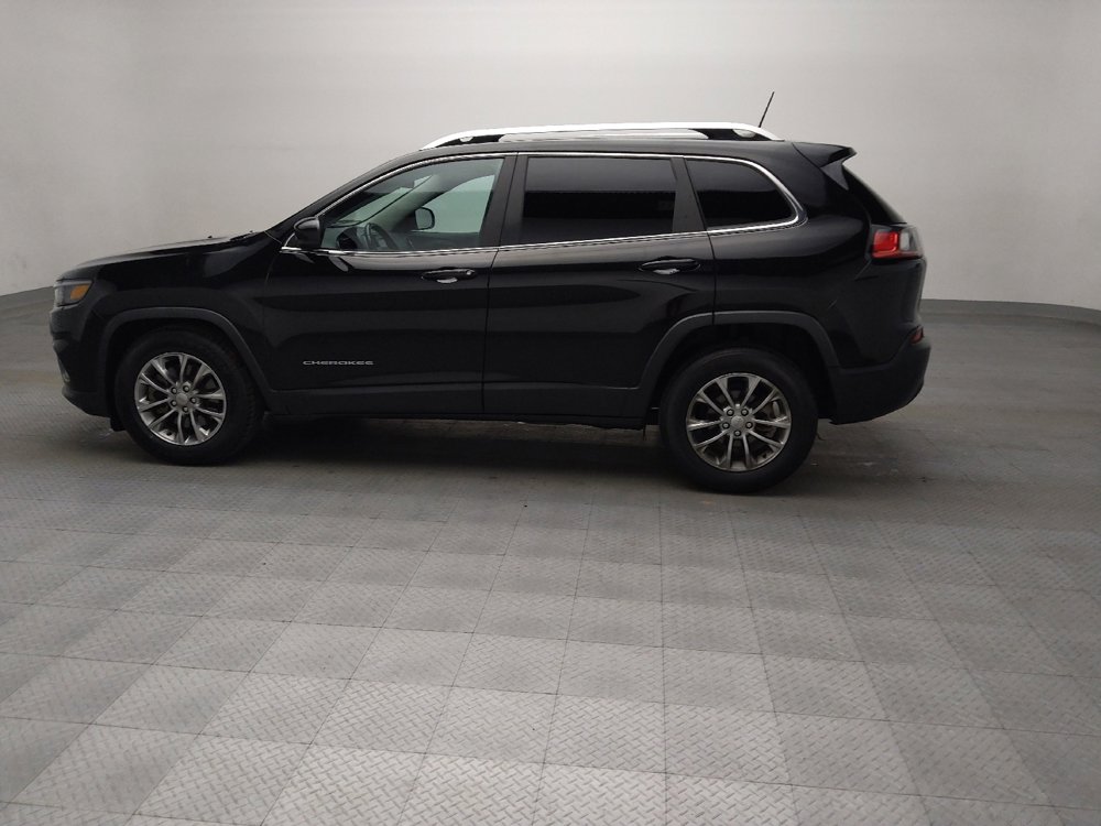 Used 2019 Jeep Cherokee Latitude Plus FWD image 3